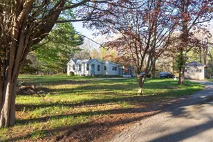 174 North St, Mattapoisett, MA 02739 - Photo 1