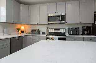 294 Huttleston, Fairhaven, MA 02719 - Photo 9