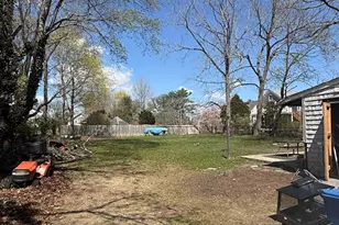 11 Center St, Kingston, MA 02364 - Photo 3