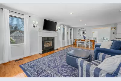 134 School St, Barnstable, MA 02635 - Photo 5