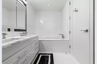 22 Liberty #6G, Boston, MA 02210 - Photo 11