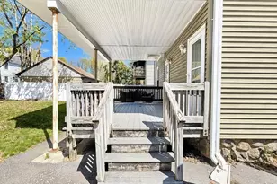 86 Howard St, Waltham, MA 02451 - Photo 17
