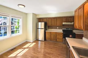 27 Heritage Dr, Northbridge, MA 01588 - Photo 7