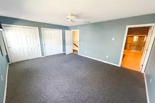 27 Heritage Dr, Northbridge, MA 01588 - Photo 17