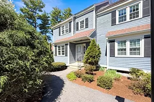 27 Heritage Dr, Northbridge, MA 01588 - Photo 3