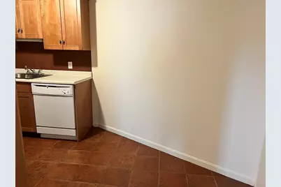 295 Lynn Shore Drive #307, Lynn, MA 01902 - Photo 9