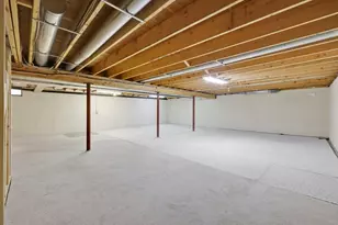 84 Chapin Greene Dr, Ludlow, MA 01056 - Photo 31