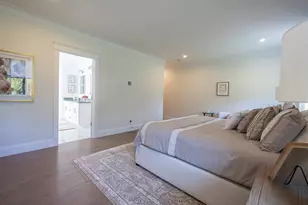 37 Crestwood Cir, Rochester, MA 02770 - Photo 5
