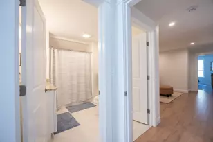 38 Crestwood Cir, Rochester, MA 02770 - Photo 3