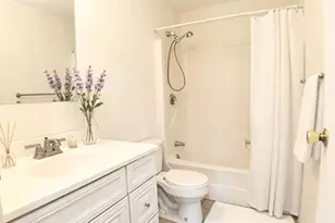 12 Mt Vernon St, Melrose, MA 02176 - Photo 11