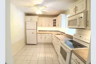 12 Mount Vernon St #25, Melrose, MA 02176 - Photo 11