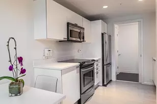 1 Earhart St, Cambridge, MA 02141 - Photo 7