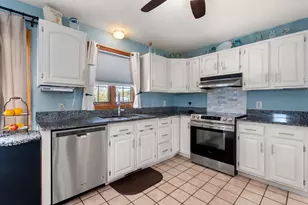 104 Mason, Palmer, MA 01069 - Photo 9