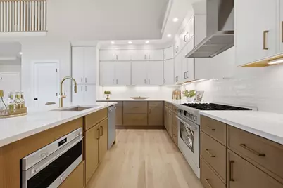 135 Essex Street #135, Middleton, MA 01949 - Photo 5