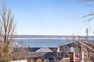 23 Bradford St, Provincetown, MA 02657 - Photo 27