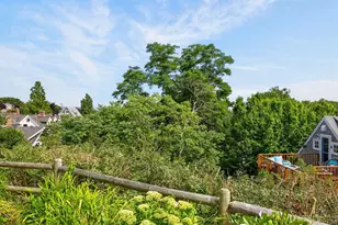 23 Bradford St, Provincetown, MA 02657 - Photo 5