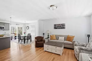 114 Run Brook Cir, Taunton, MA 02780 - Photo 5