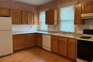 373 Bolton St, New Bedford, MA 02740 - Photo 9