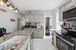 56 State St, New Bedford, MA 02740 - Photo 13