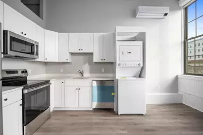 22 Waverly St #102, Worcester, MA 01604 - Photo 5