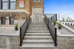 22 Waverly St, Worcester, MA 01604 - Photo 9