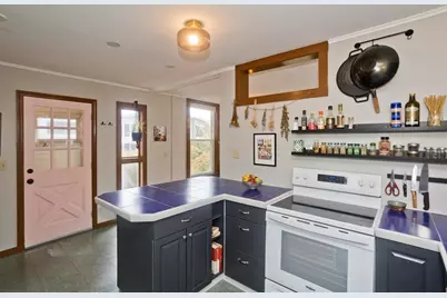 3 North Main St, Williamsburg, MA 01096 - Photo 7