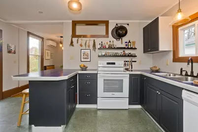3 North Main St, Williamsburg, MA 01096 - Photo 5