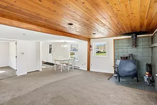 133 Lakeview Rd, Shutesbury, MA 01072 - Photo 5