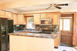 311 Ridge St, Arlington, MA 02476 - Photo 3
