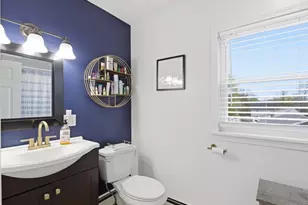 90 Sweetbriar Ave, East Providence, RI 02915 - Photo 17