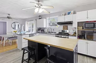 90 Sweetbriar Ave, East Providence, RI 02915 - Photo 7