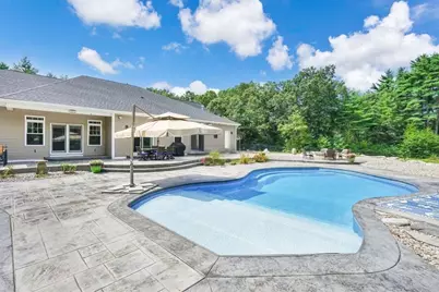 3012 Thorndike St, Palmer, MA 01069 - Photo 5
