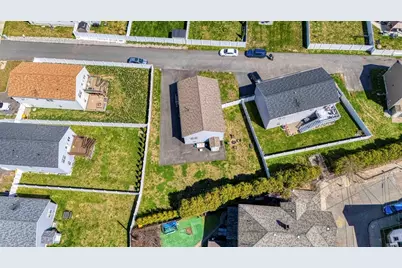 349 County St, Fall River, MA 02723 - Photo 31
