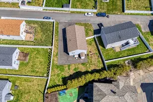 349 County St, Fall River, MA 02723 - Photo 31