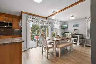 909 E 2nd St, Boston, MA 02127 - Photo 9