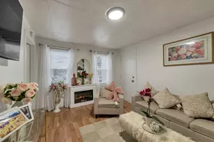 68 Liberty St, Lowell, MA 01851 - Photo 3
