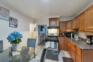 68 Liberty St, Lowell, MA 01851 - Photo 7