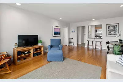 33 Pond Ave #1213, Brookline, MA 02445 - Photo 5