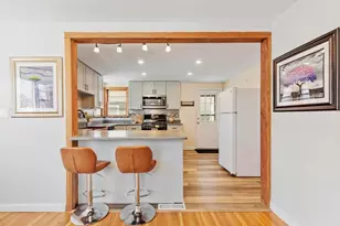 81 Princeton Ave, Waltham, MA 02451 - Photo 5