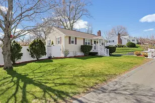 89 Coburn Dr, Lowell, MA 01854 - Photo 27
