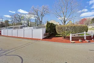 89 Coburn Dr, Lowell, MA 01854 - Photo 29