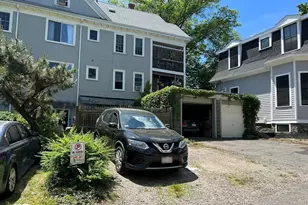 70 Perry St, Brookline, MA 02446 - Photo 25