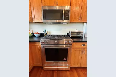 70 Perry St #3, Brookline, MA 02446 - Photo 17