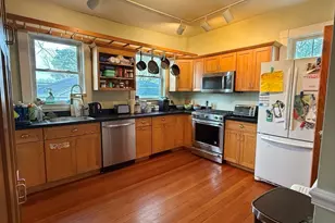 70 Perry St, Brookline, MA 02446 - Photo 19
