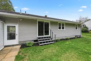 39 Hillside Ave, South Hadley, MA 01075 - Photo 33