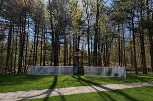 683 N W Main St, Douglas, MA 01516 - Photo 39