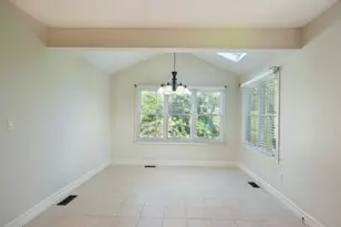 66 Tucker Ln, Dartmouth, MA 02747 - Photo 9