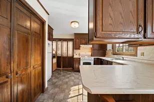 26 Kimberly Dr, South Hadley, MA 01075 - Photo 9
