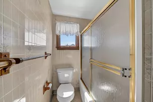 85F Taylor Ave, Plymouth, MA 02360 - Photo 17