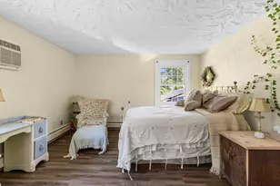 751 Hixville Rd, Dartmouth, MA 02747 - Photo 21